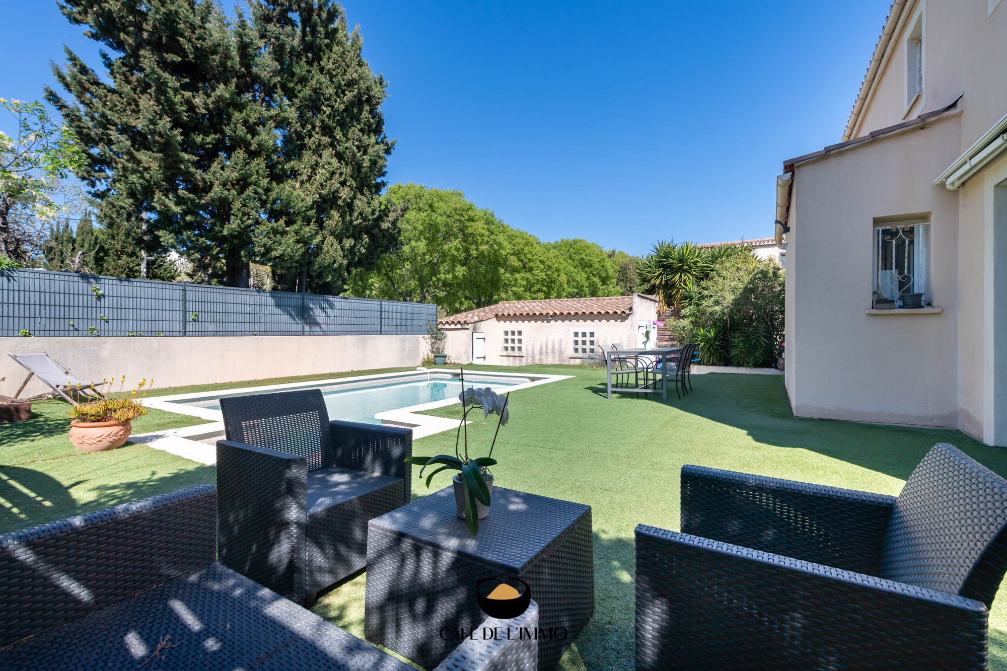 JARDIN AVEC PISCINE À BOIS-LUZY