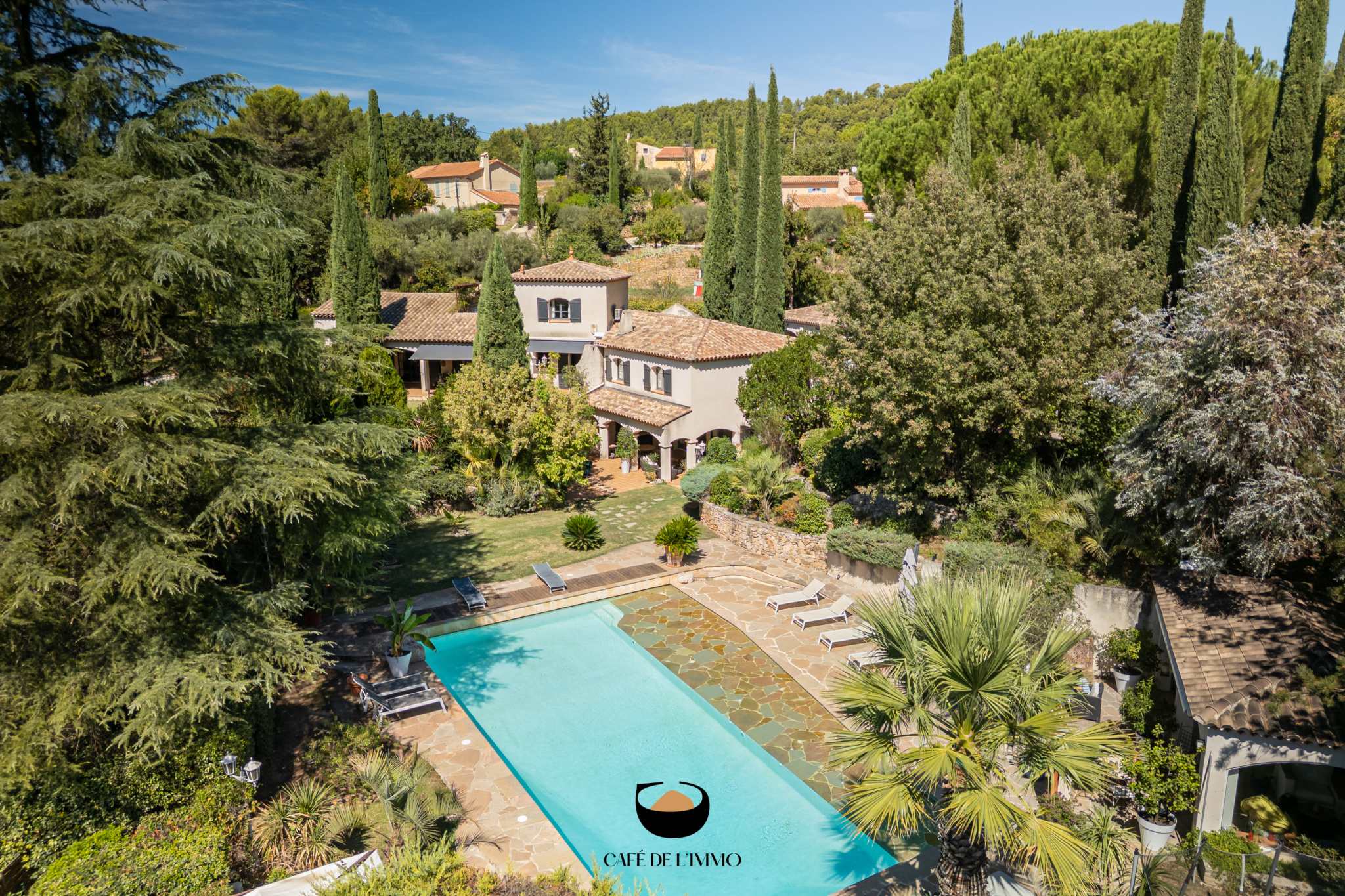 Maison 10 pièces 390 m² · à Auriol · 390 m² · 1 780 000 €