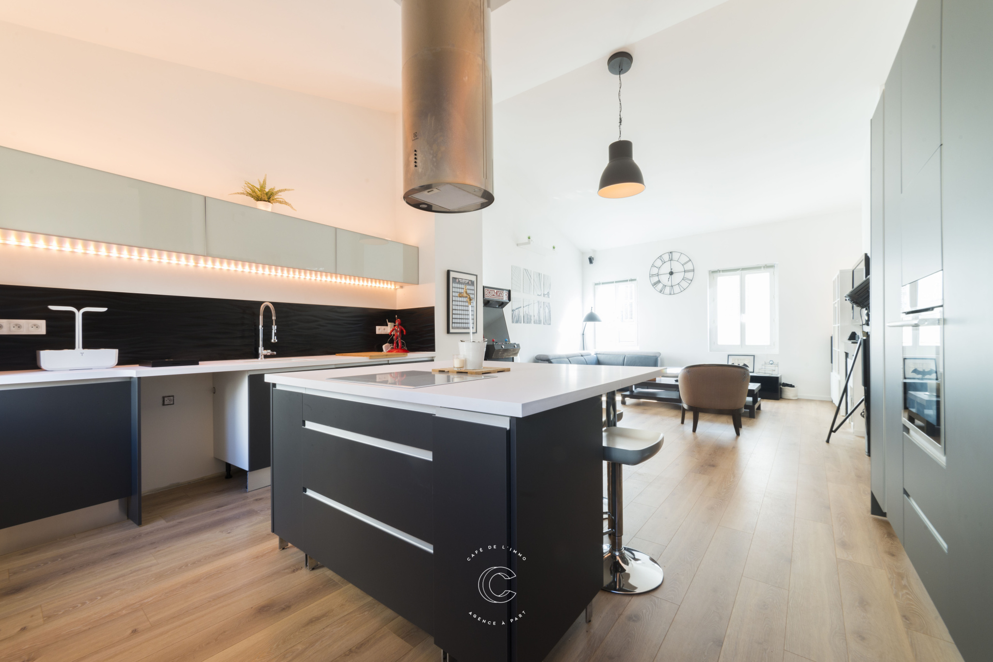 GRAND TYPE 2 70M2 EN DERNIER ETAGE