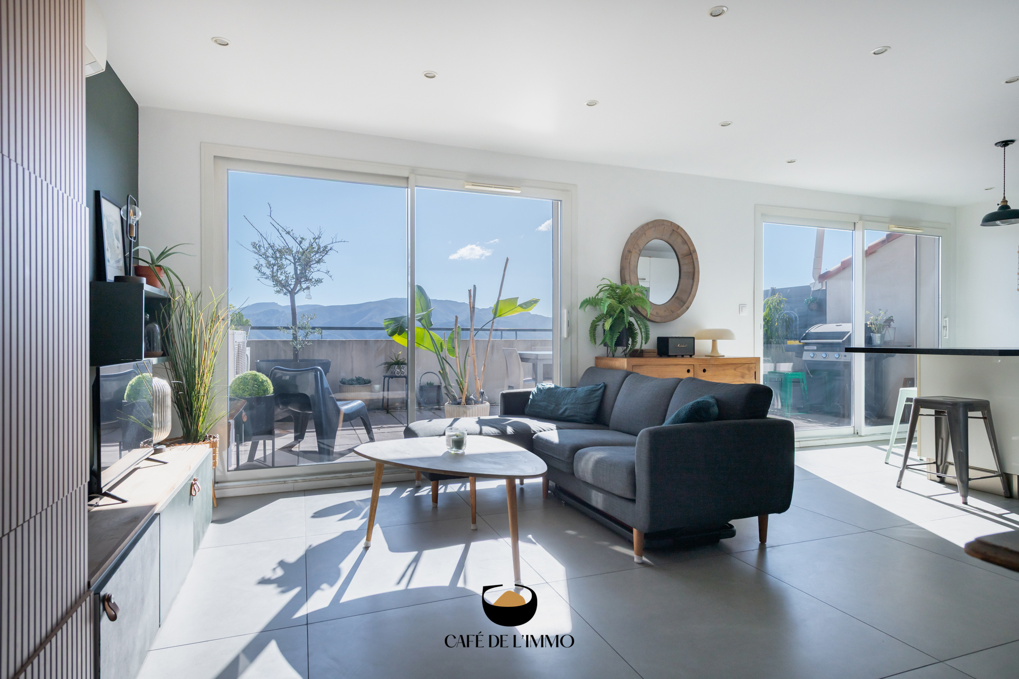 DUPLEX AVEC VUE ET TERRASSE À SAINT-JULIEN